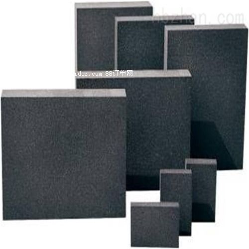 ��ɽ����ĭ����