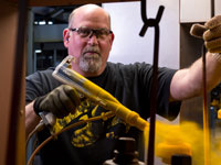 �����s���y�T