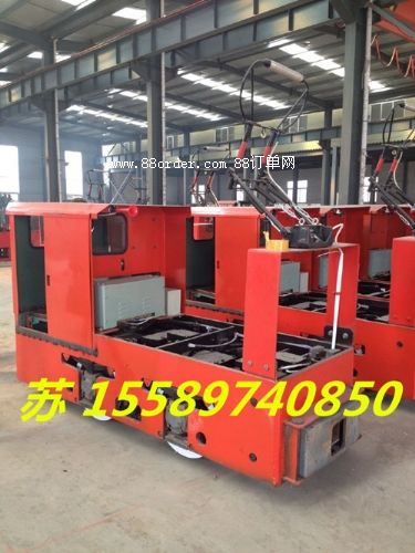 ����(y��ng)7��늙C܇���S�Ҽܾ�ʽ늙C܇