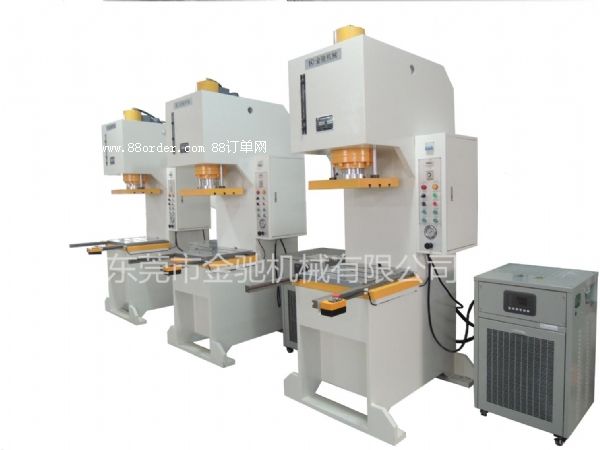 ���ʽ�����ن���Һ���C(j��)