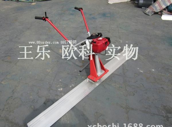 ���������������(d��ng)�� С����ƽ�߃r(ji��)��