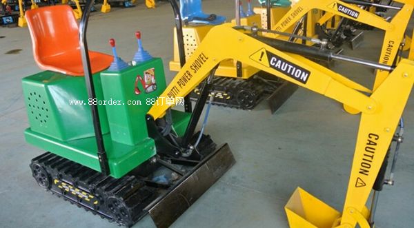 �����҃�(n��i)��ͯ�Θ���(ch��ng)�O(sh��)�� ��ͯ�����Θ��ھ�C(j��)