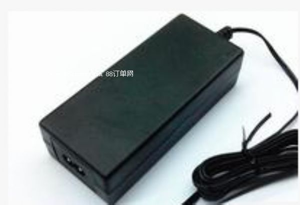 12V/7A    84W  LED�Դ