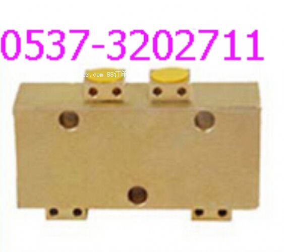 ���A��M���y